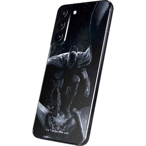 DC Comics Arkham Origins Batman In action pose Galaxy S22 Plus Skin